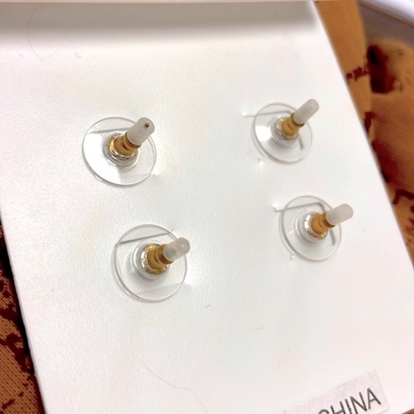 Brand New BaubleBar Set of 2 Pairs Halloween Post Earrings Spider Cobweb Sparkly - Picture 13 of 14